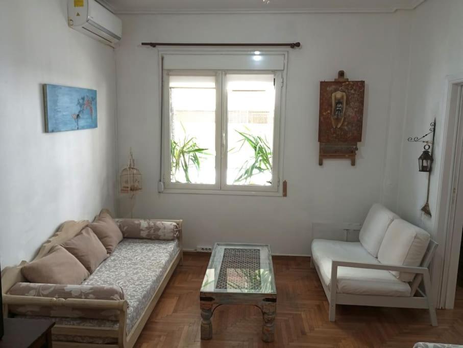 Kyriaki 'S Artistic Apartment Next Metro Agios Ioannis Athens Luaran gambar